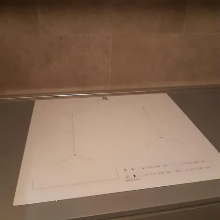 Affacciato Sui Campi E Piste Da Sci アパート *