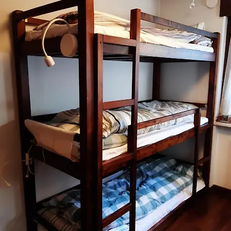 Affacciato Sui Campi E Piste Da Sci Apartamento